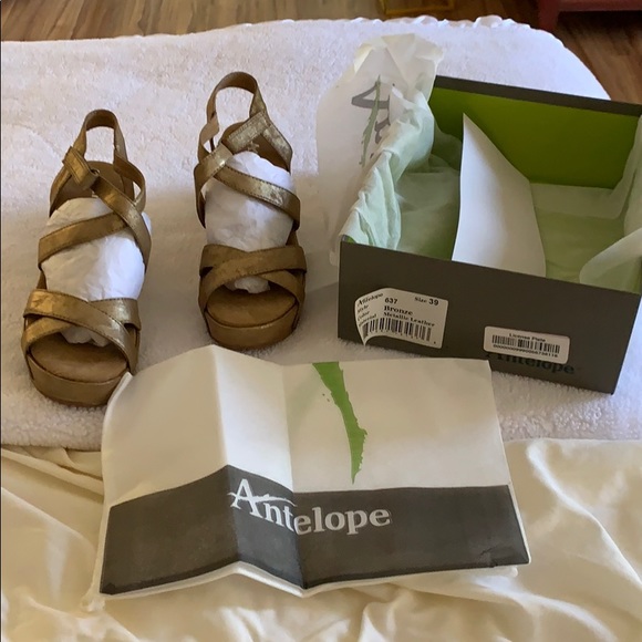 Antelope wedge sandal - Picture 5 of 8